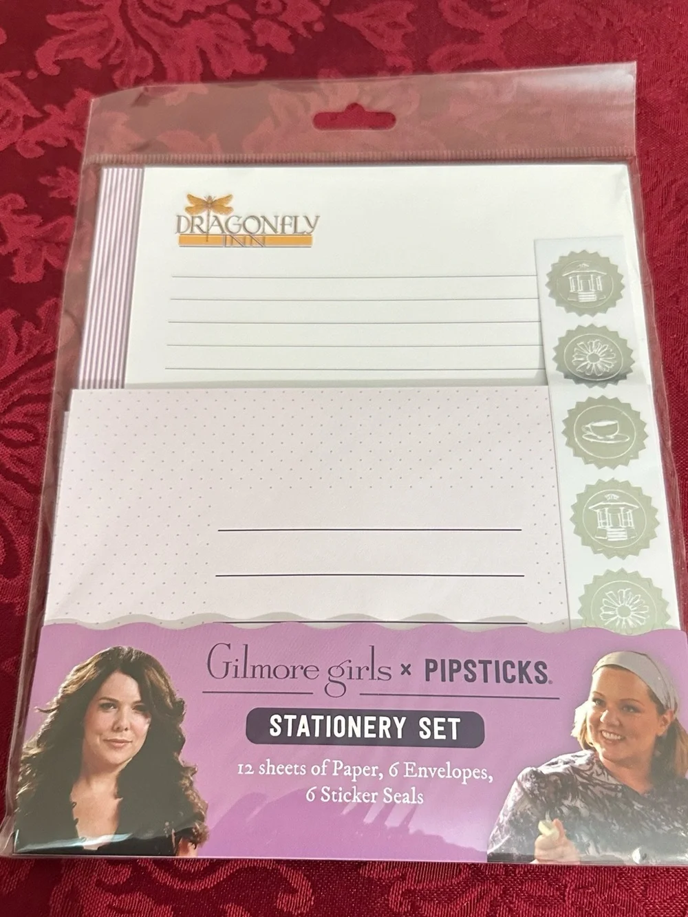 Gilmore Girls x Pipsticks Dragonfly Inn Stationery Set